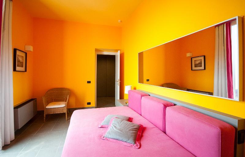ปุนตา ซานมาร์ติโน โฮเทล Hotel อาเรนซาโน ภายนอก รูปภาพ